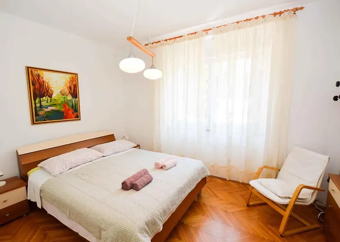 11 Appartement Pula