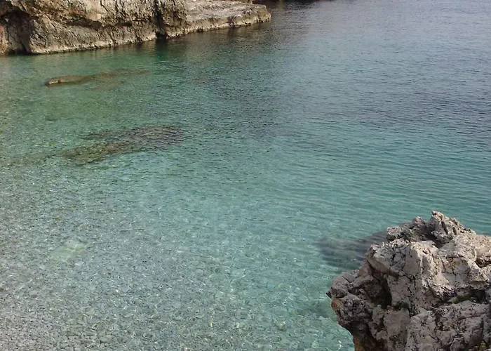 Διαμέρισμα 11 *